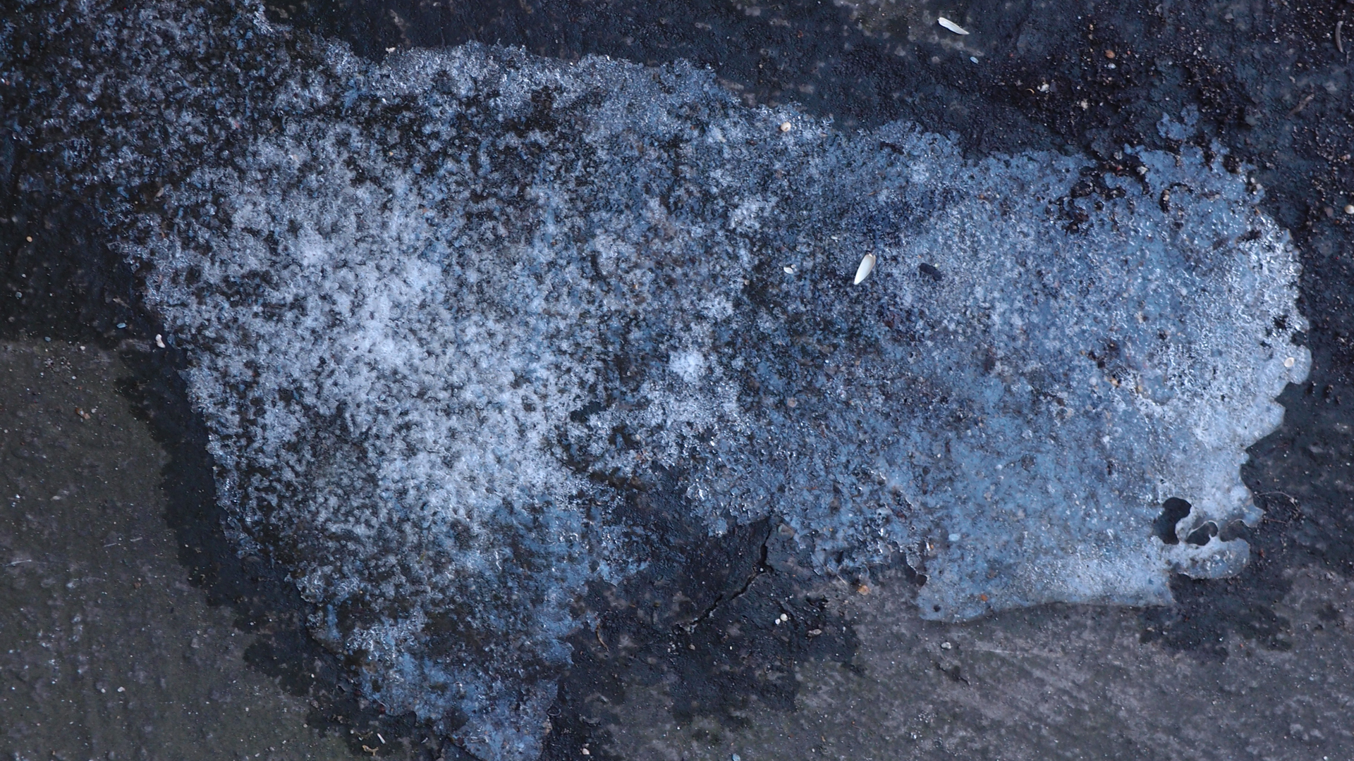 2021-01-30 Wasser in der Sp�le II, On-Off (Remix John Cage 'Sonatas & Interludes') (Komposition, Remix, Recording, Foto)